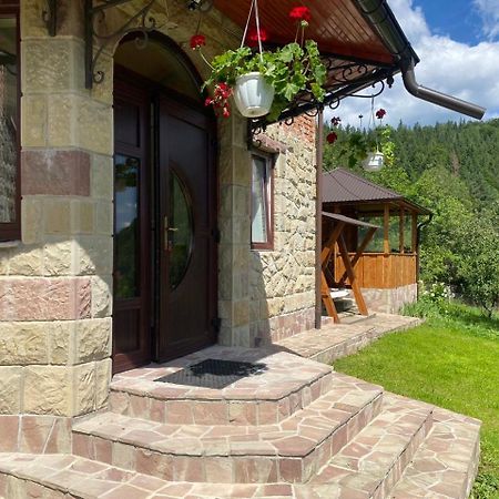 Underhills House Apartment Yaremche Luaran gambar