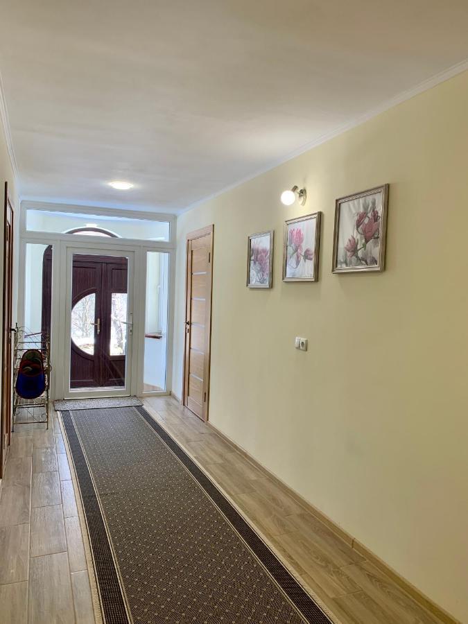 Underhills House Apartment Yaremche Luaran gambar